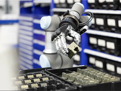 Dexterous, adaptive, and built for what comes next. The SCHUNK SVH 5-Finger Hand represents a new frontier in robotic gripping.